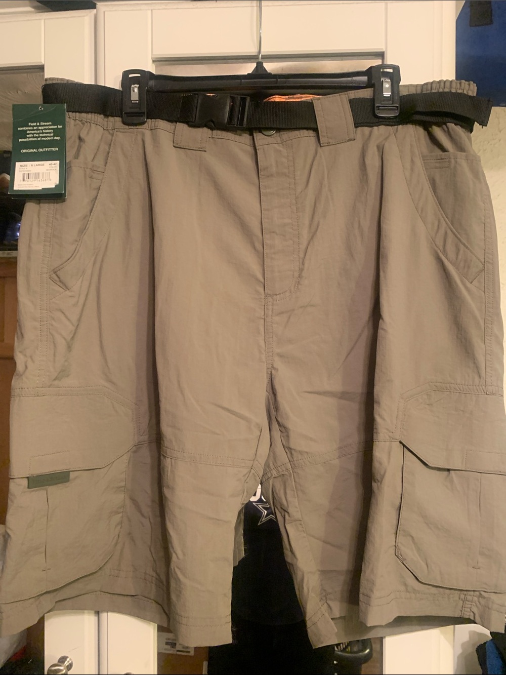 Field & Stream Men's Cargo Shorts in Khaki with Black Web Belt